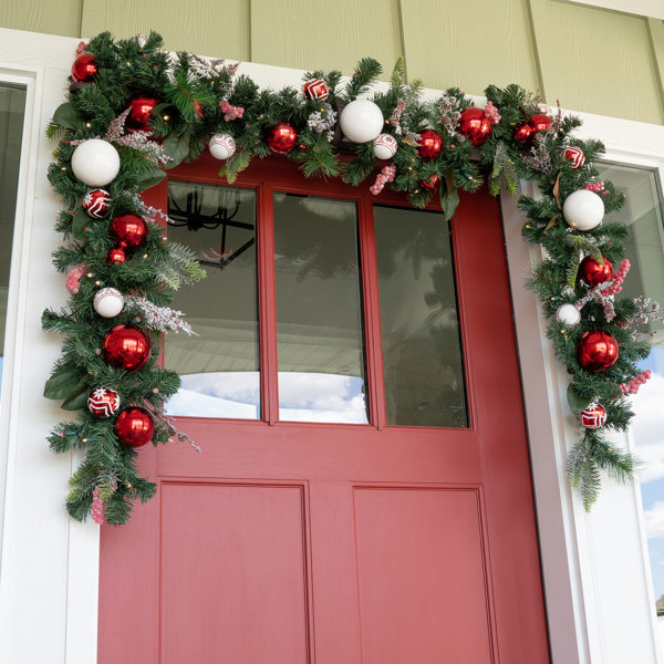The Holiday Aisle® 9 ft. Artificial Christmas Garland with Lights